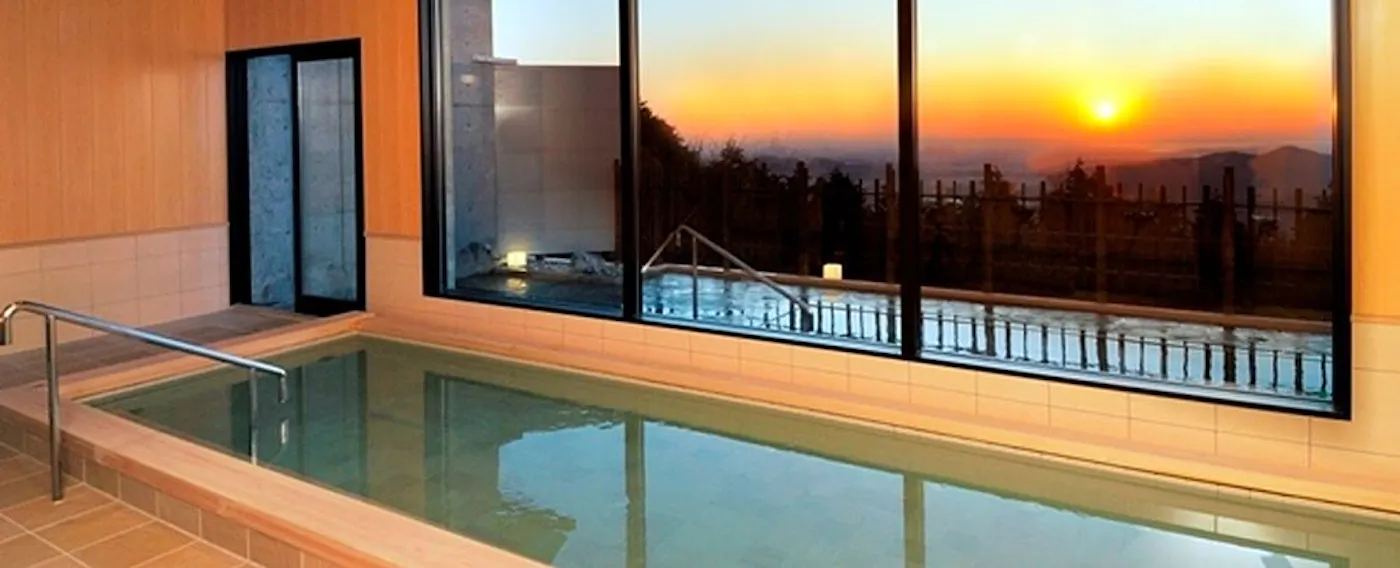 อ่างอาบน้ำในร่ม