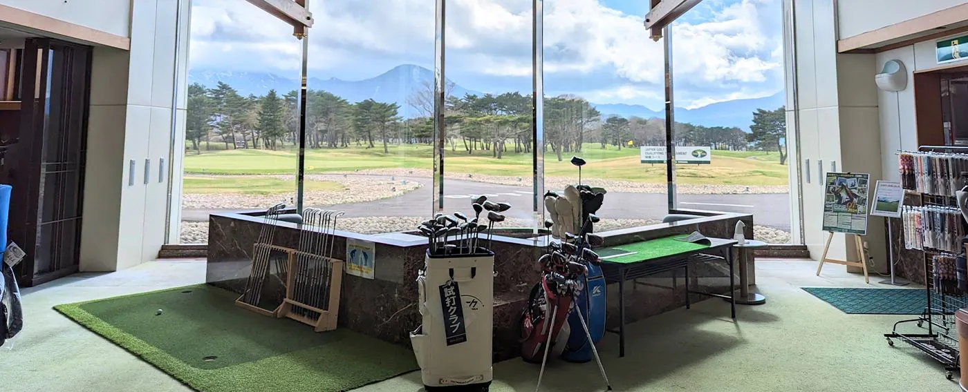 ล็อบบี้คลับเฮาส์