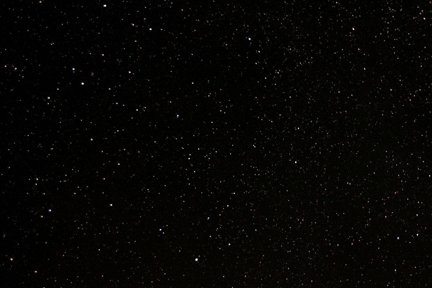 ท้องฟ้าที่เต็มไปด้วยดวงดาว