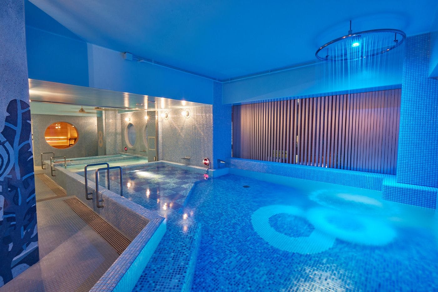 8HOTEL SHONAN FUJISAWA