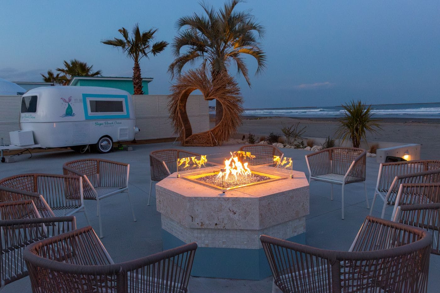 ชายหาดและระเบียง