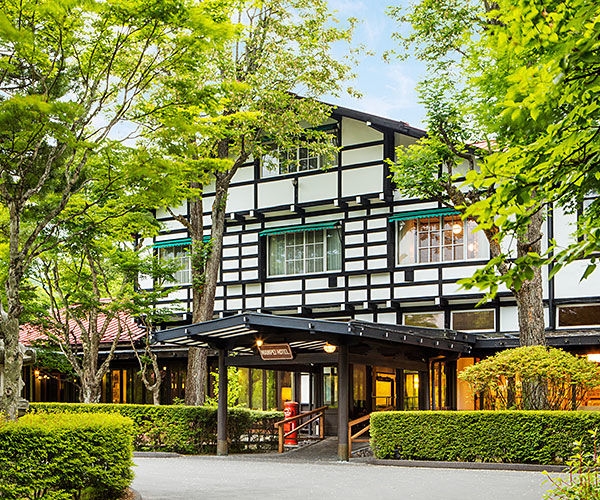 万平ホテル