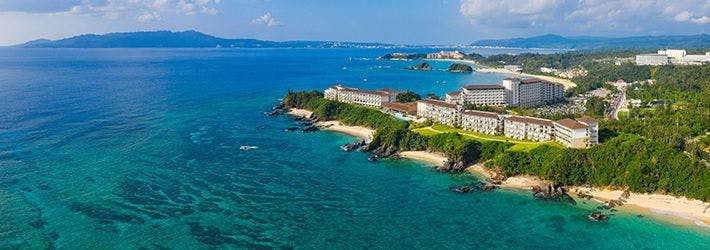 天国の名にもっともふさわしい楽園へ ハレクラニ沖縄 （沖縄県／恩納村）
