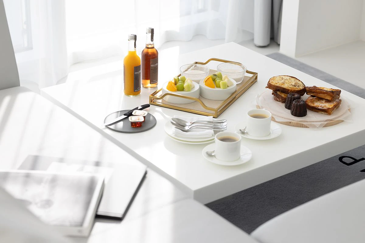 Cuvee J2 Hotel Osaka by 温故知新
