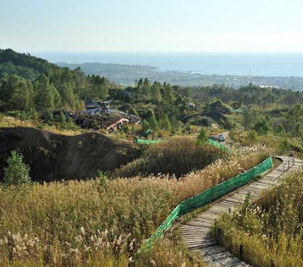 有珠山西山山麓火口散策路 北海道 洞爺湖 人気スポット 一休 Com 有珠山西山山麓火口散策路 北海道 洞爺湖 人気スポット 一休 Com