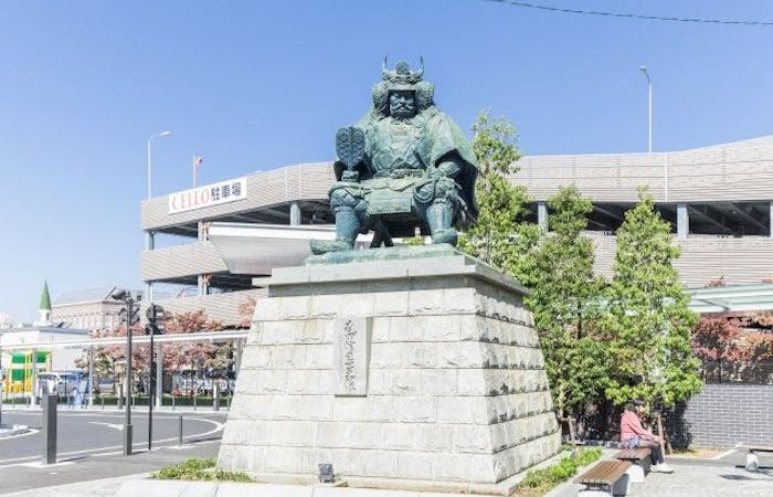 武田信玄公銅像 山梨 甲府 人気スポット 一休 Com