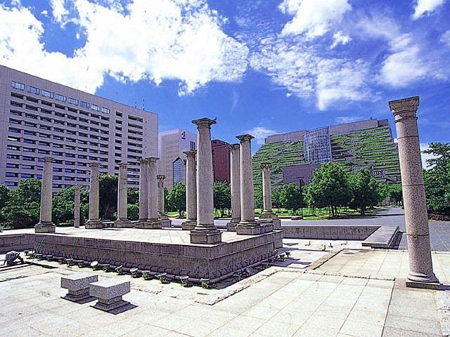 天神中央公園 福岡 天神 人気デートスポット 一休 Comレストラン