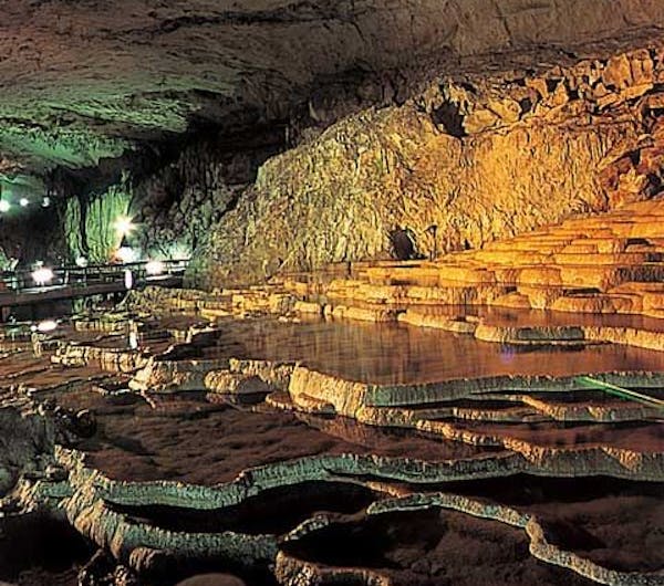 秋芳洞 山口 美祢 人気スポット 一休 Com 秋芳洞 山口 美祢 人気スポット 一休 Com