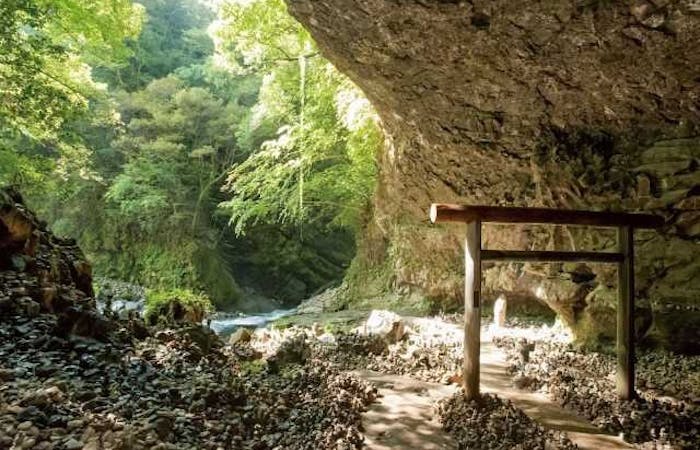 天岩戸 ノ 神域 ノ 神域 天岩戸