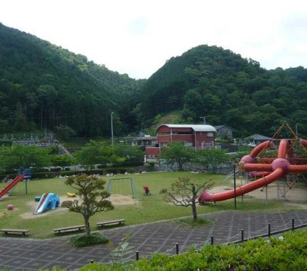 森と湖畔の公園オートキャンプ場 愛媛 四国中央市 人気キャンプ場 一休 Com 森と湖畔の公園オートキャンプ場 愛媛 四国中央市 人気キャンプ場 一休 Com