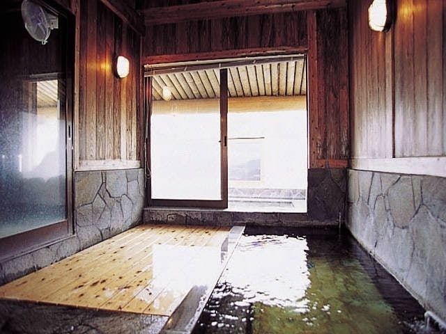 由布岳温泉 大分 湯布院 湯布院温泉 人気温泉スポット 一休 Com