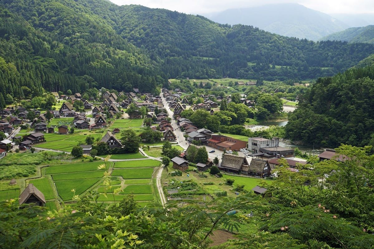 荻町城跡展望台 岐阜 白川郷 人気スポット 一休 Com