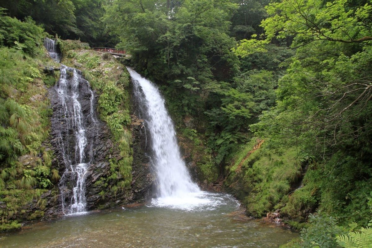 白銀の滝 山形 尾花沢 新庄 村山 人気スポット 一休 Com 白銀の滝 山形 尾花沢 新庄 村山 人気スポット 一休 Com
