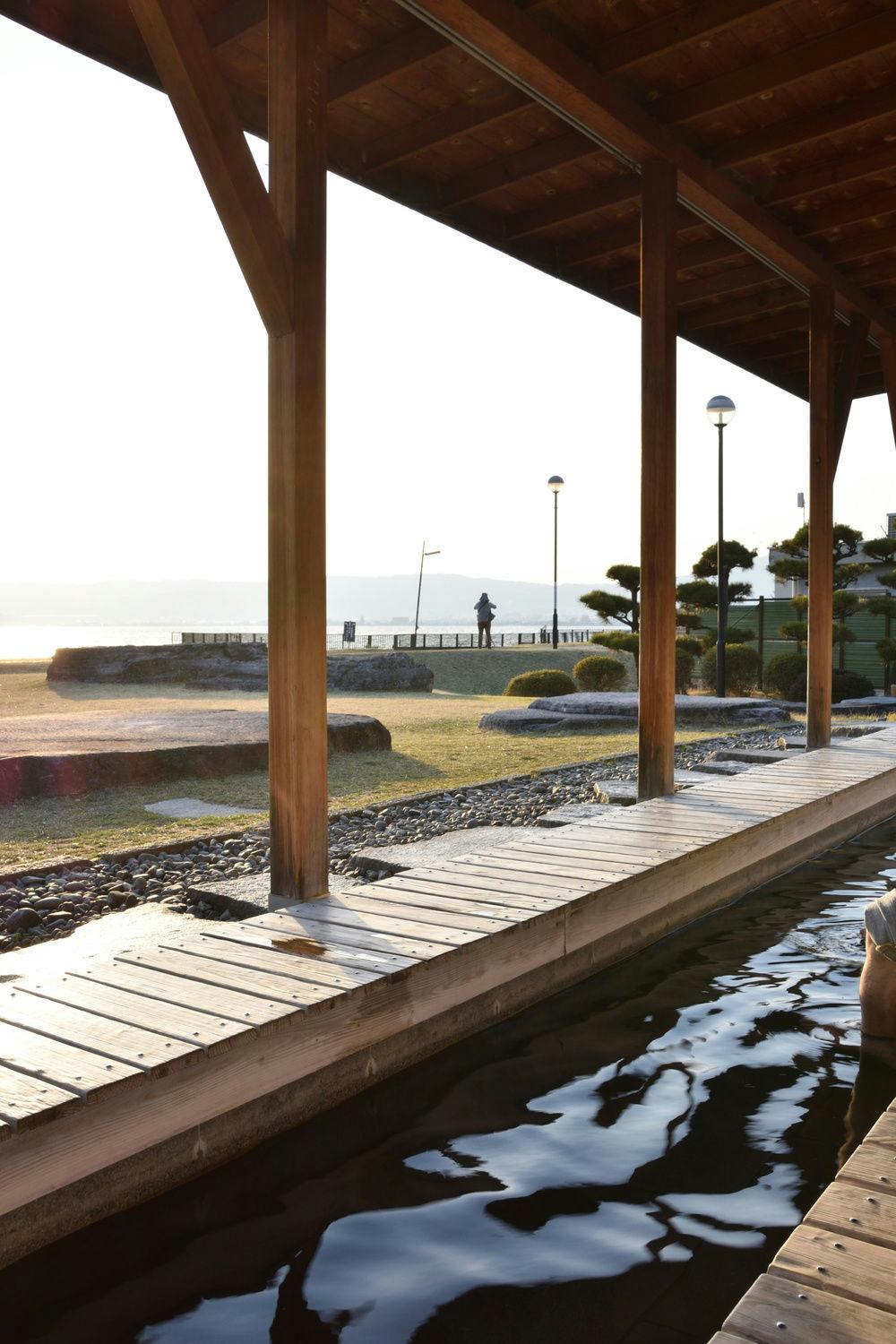湖畔公園足湯 長野 諏訪 人気スポット 一休 Com