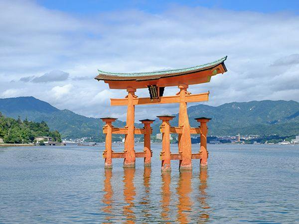 広島