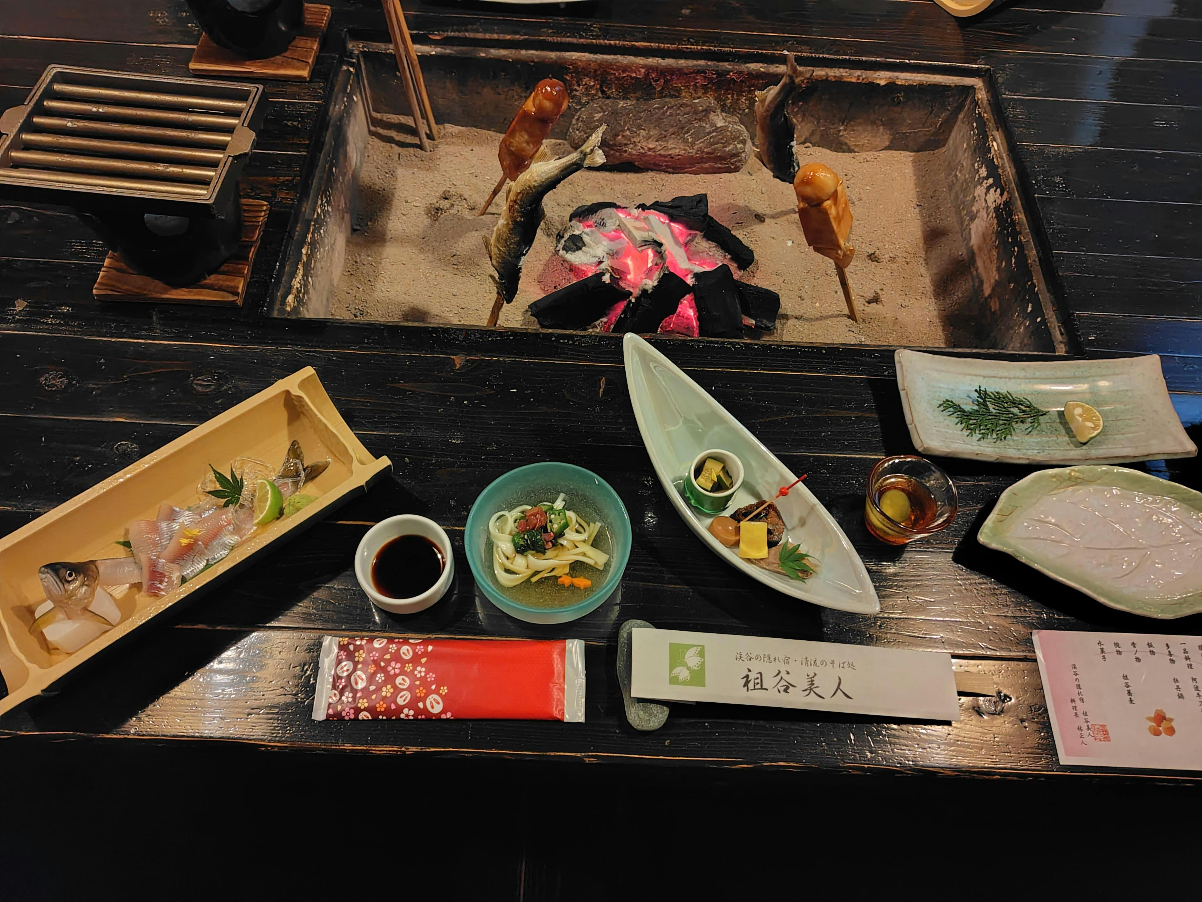 渓谷の隠れ宿 祖谷美人 - 離れスイート「露付専用囲炉裏」 - 離れ