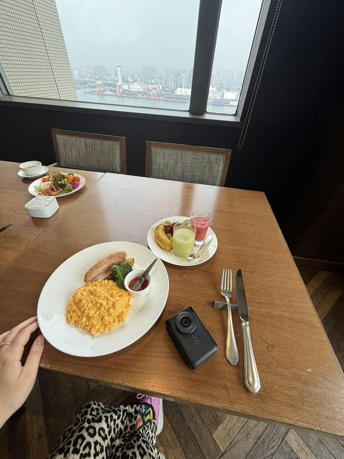 Review Image