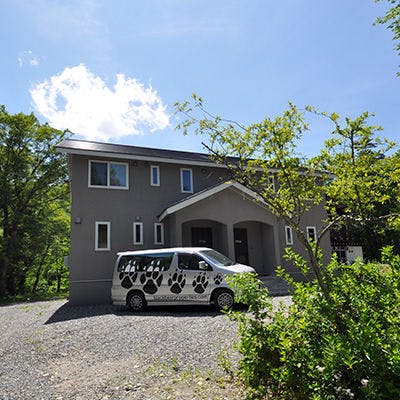 ふるさと納税 ブラックベアプロパティ 貸別荘 コテージ 宿泊補助券 100,000円分 長野県白馬村 ブラックベアプロパティ ベアーズロッジ 宿泊補助券 50,000円分