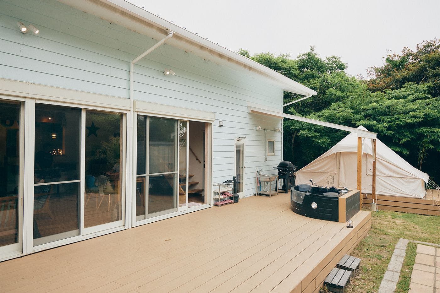 テラスダイニングゾーン