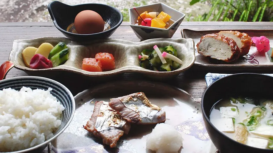 Kiraku Obi