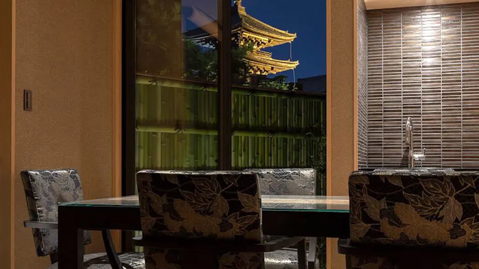 CAMPTON KIYOMIZU