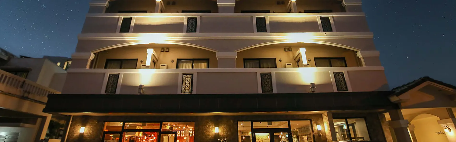 HOTEL385