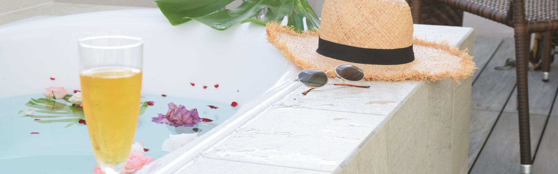 อ่างจากุซซี่