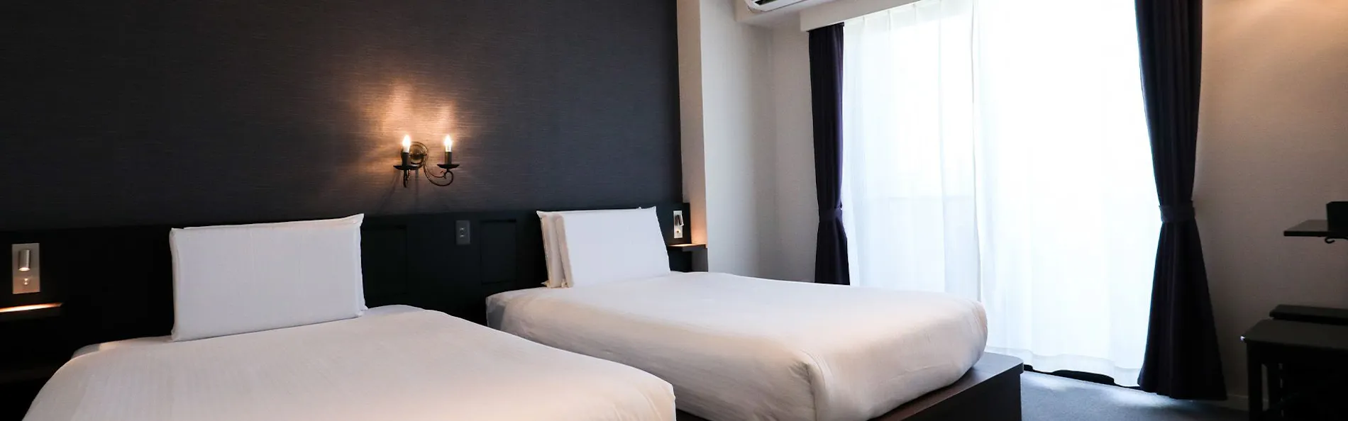 HOTEL385
