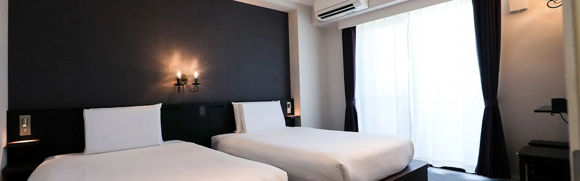 HOTEL385