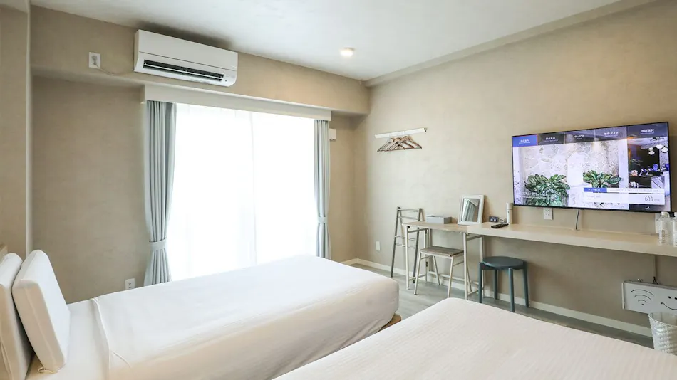 HOTEL385
