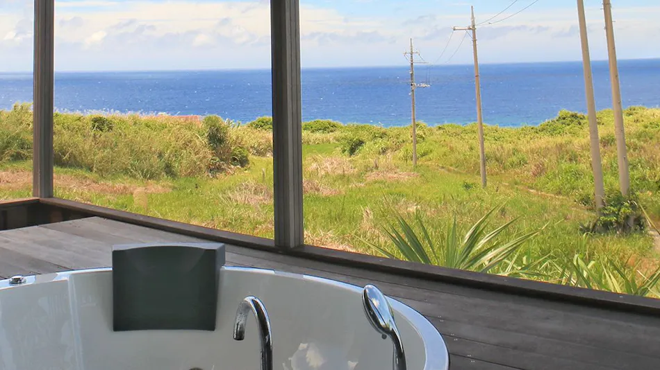 isola villa kouri