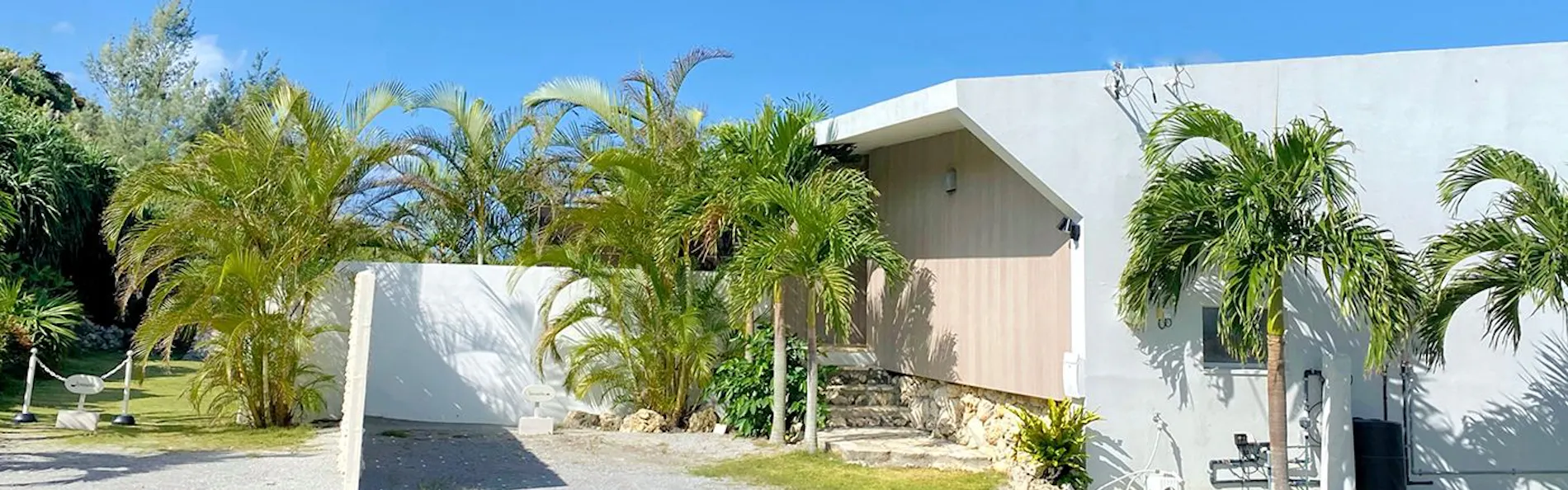 isola villa kouri
