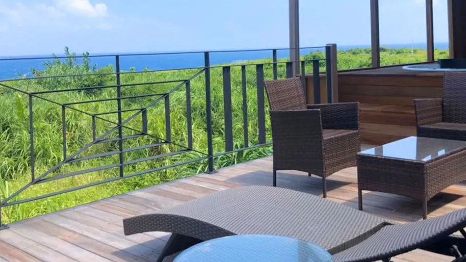 isola villa kouri