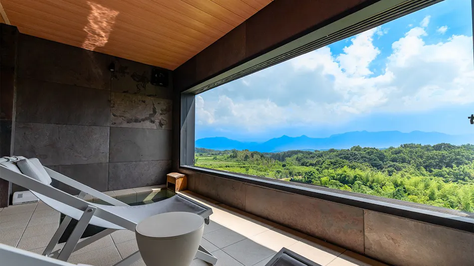 Yufuin Onsen Village Glamping COMOREBI