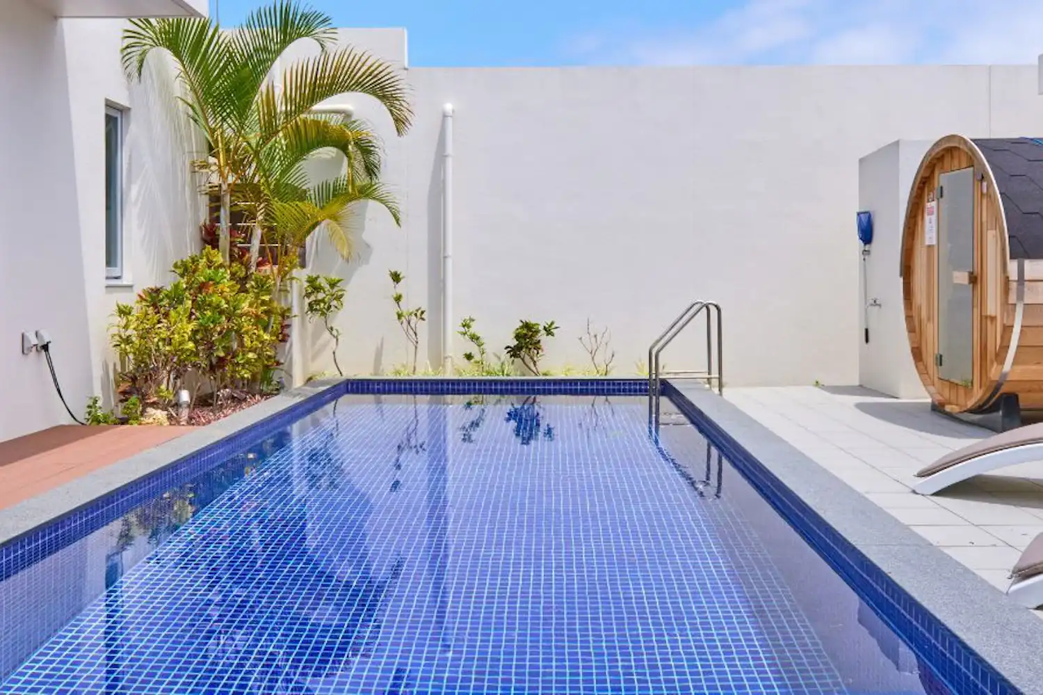 สระว่ายน้ำ