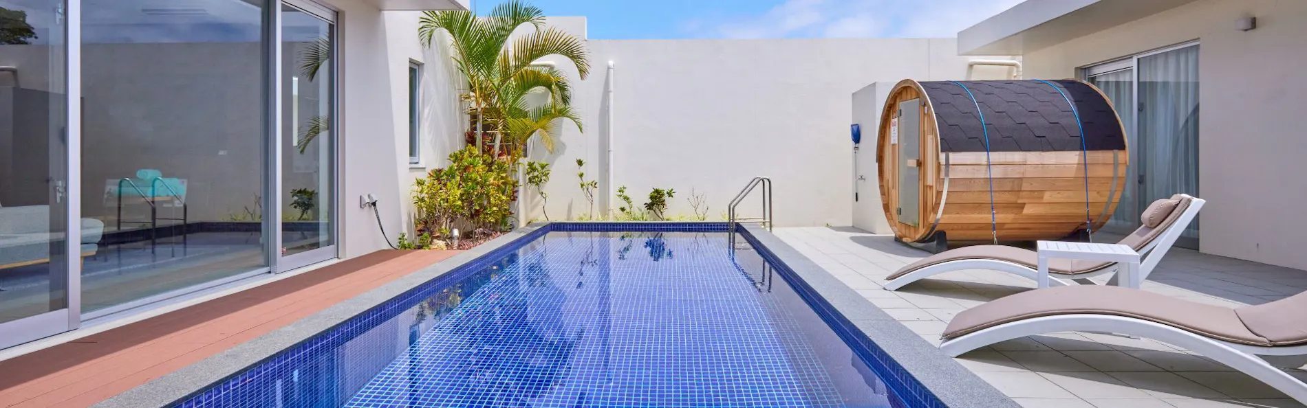 The Pool & Sauna Villa MOTOBU