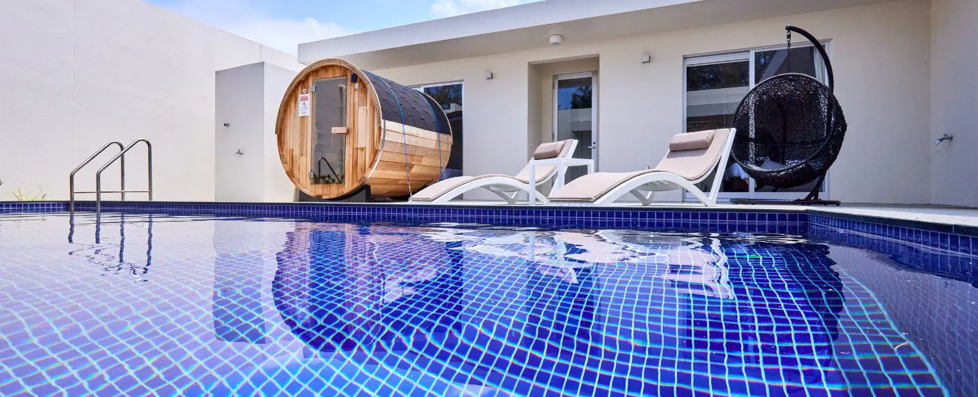 สระว่ายน้ำส่วนตัว