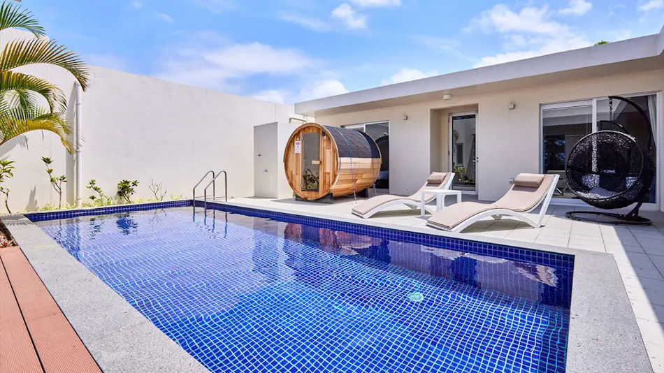 The Pool & Sauna Villa MOTOBU