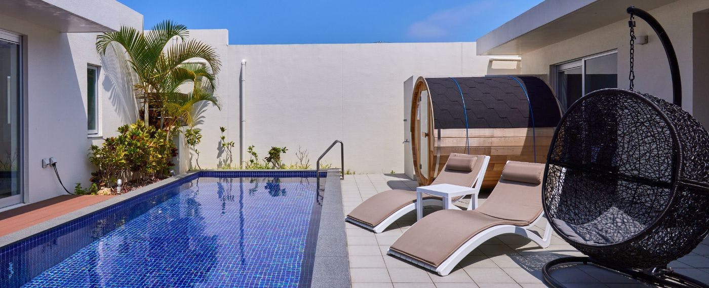 สระว่ายน้ำส่วนตัว