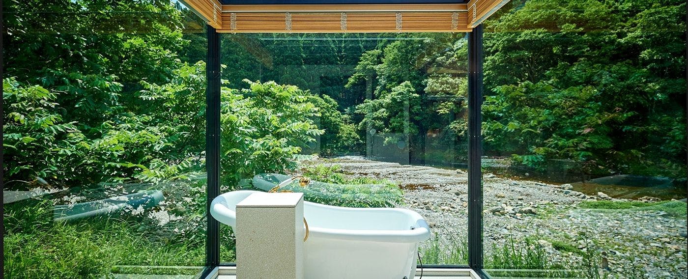 川を楽しみ空に溶け込む、究極の非日常空間　コンテナ×貸別荘