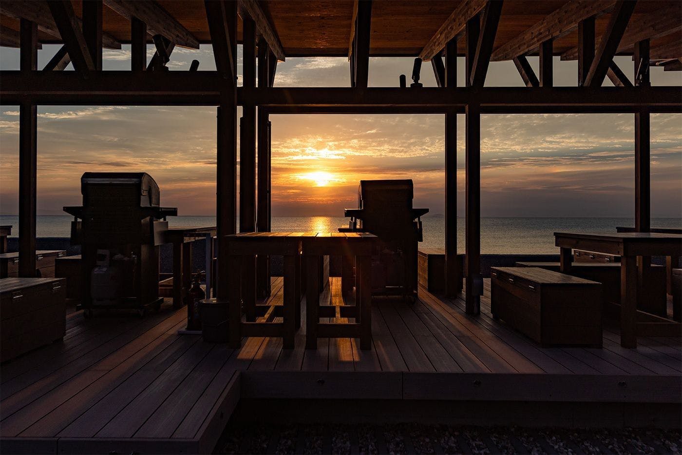 Lazy Inn.