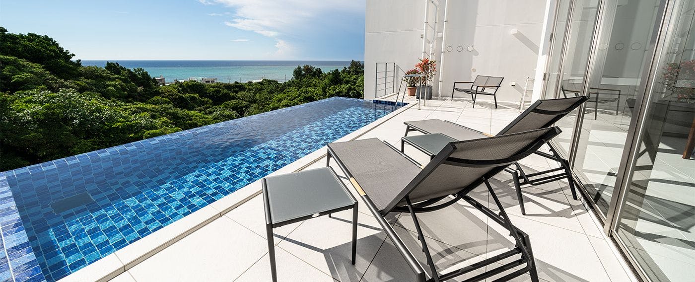 สระว่ายน้ำอินฟินิตี้