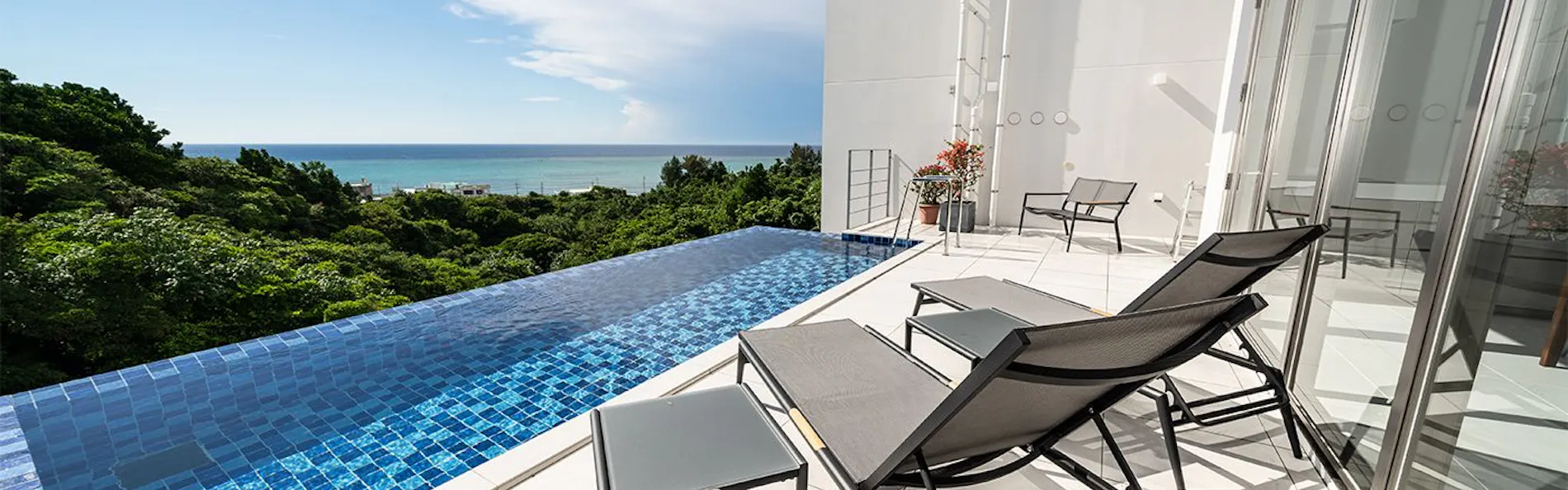 Blue Rela Luxe Resort Okinawa