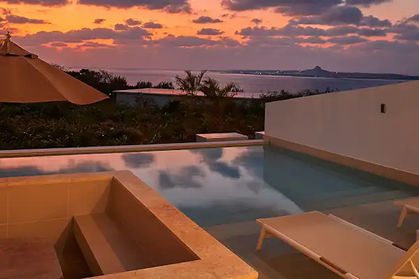 สระว่ายน้ำ