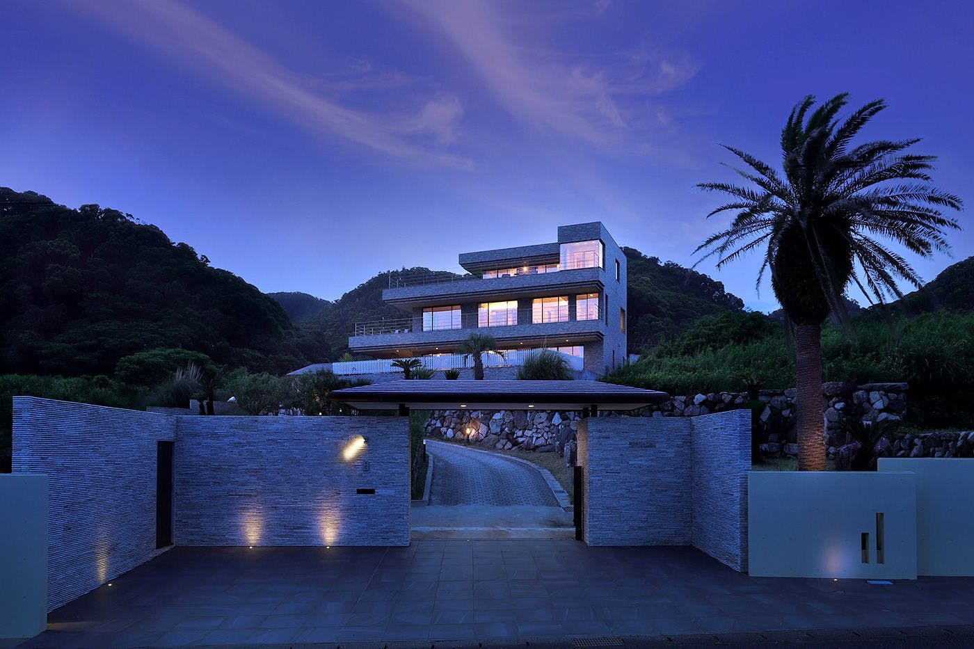 VILLA SHINRA