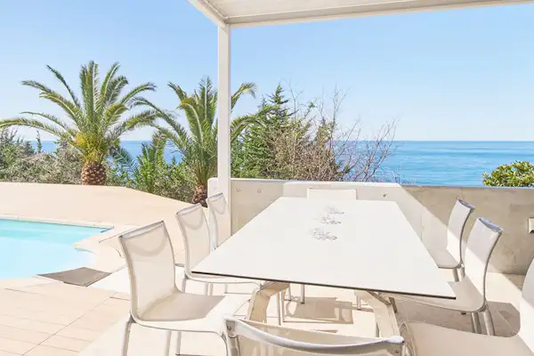 ศาลาพักผ่อน