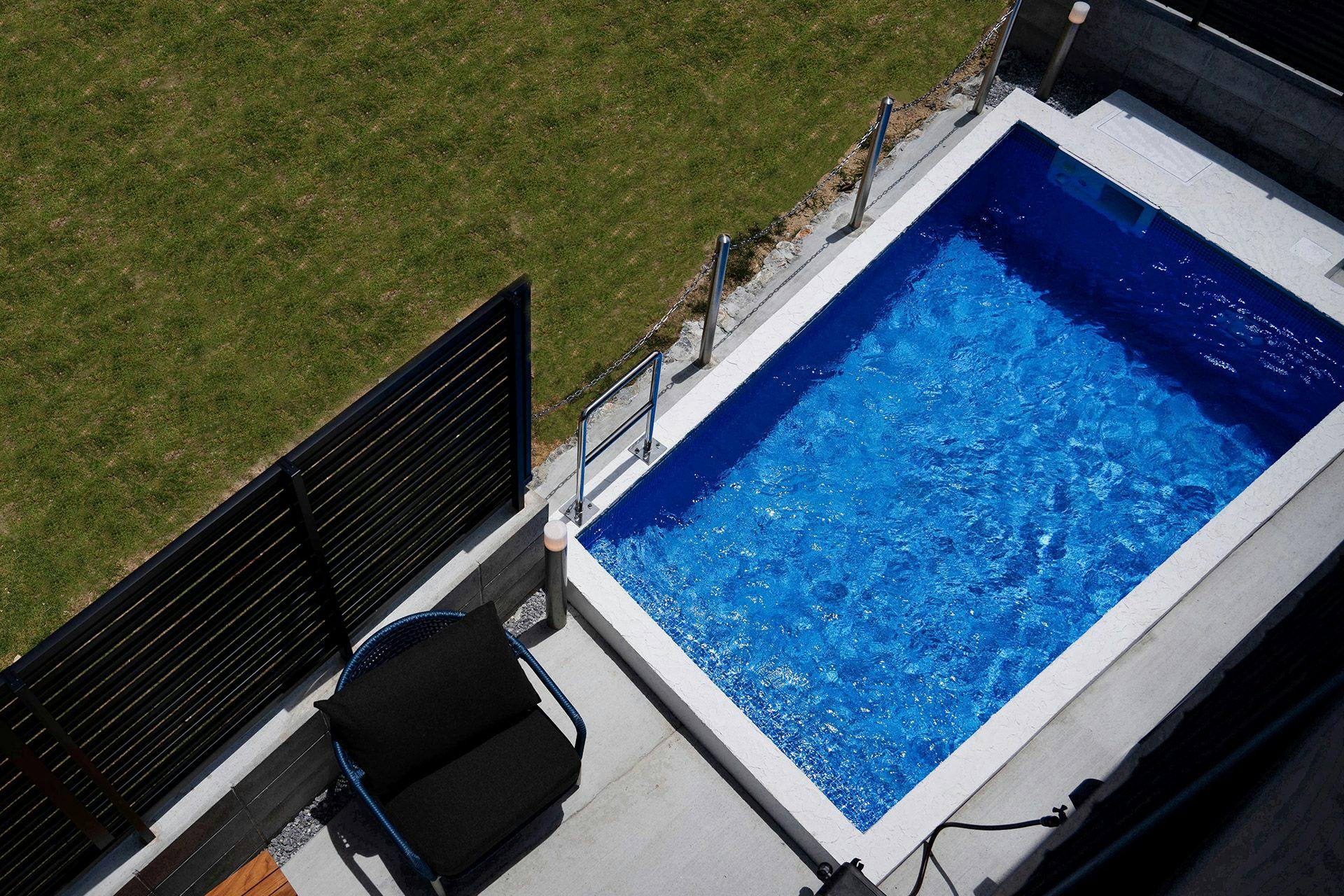 สระว่ายน้ำ