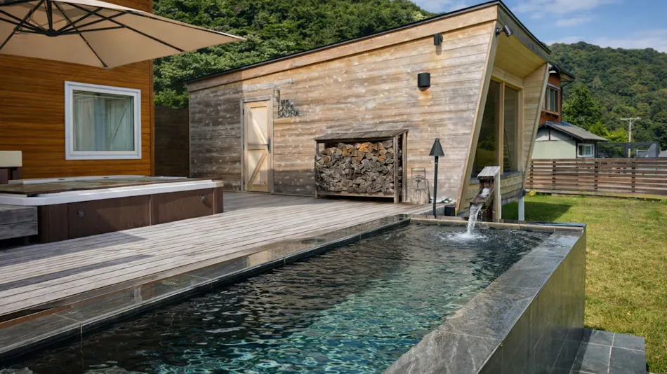 The Lake House Nojiri Lake