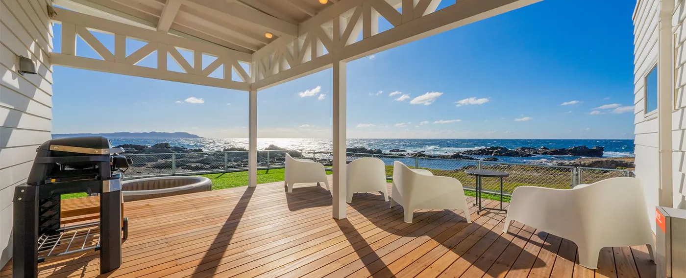 ウッドデッキテラス