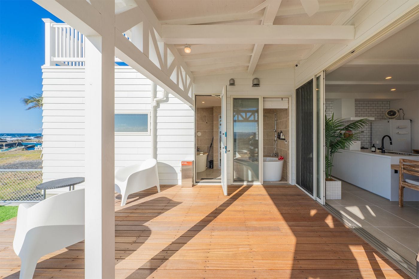 ウッドデッキテラス